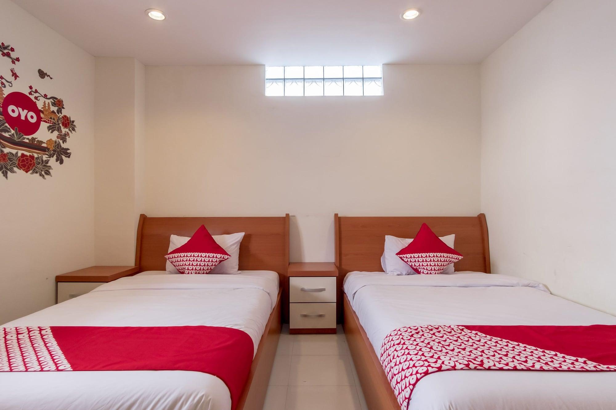 OYO 294 Andrea Residence Syariah Medan Exterior foto